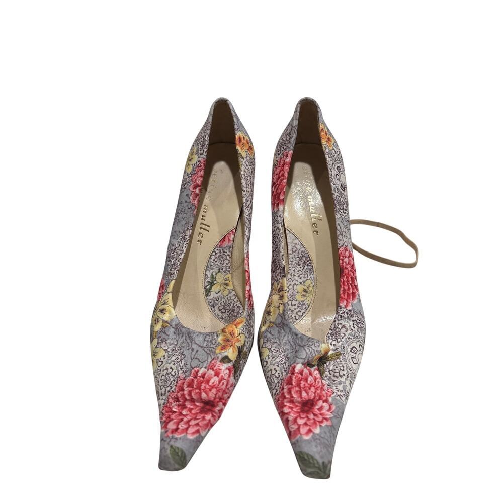Bettye Muller Floral Pointed Toe Gray Multi Leather Heels Made in Italy EU 38